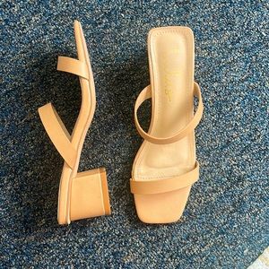 Fallyn Naked Hazelnut Mules